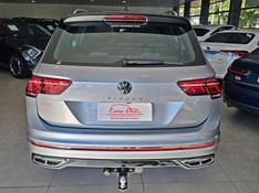 Volkswagen TIGUAN 2.0 300 TSI GASOLINA ALLSPACE R-LINE AUTOMÁTICO 2024/2024 CARRO DEZ NOVO HAMBURGO / Carros no Vale