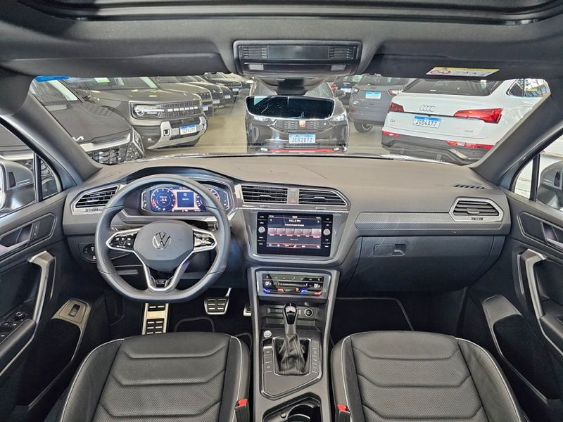 Volkswagen TIGUAN 2.0 300 TSI GASOLINA ALLSPACE R-LINE AUTOMÁTICO 2024/2024 CARRO DEZ NOVO HAMBURGO / Carros no Vale Volkswagen TIGUAN 2.0 300 TSI GASOLINA ALLSPACE R-LINE AUTOMÁTICO 2024/2024 CARRO DEZ NOVO HAMBURGO / Carros no Vale