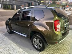 Renault DUSTER 2.0 DYNAMIQUE 4X2 16V FLEX 4P AUTOMÁTICO 2012/2013 CARRO AUTOMARCAS CAXIAS DO SUL / Carros no Vale