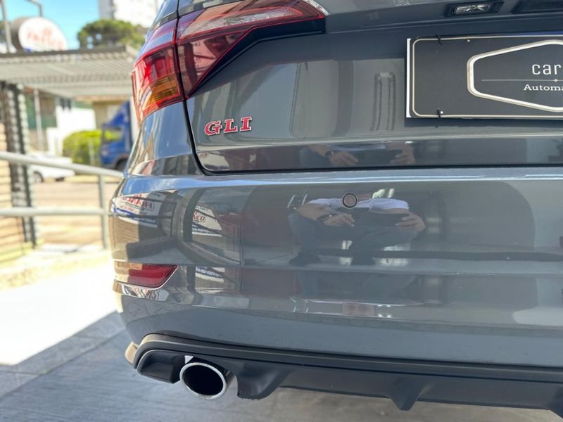 Volkswagen JETTA 2.0 350 TSI GASOLINA GLI DSG 2019/2019 CARRO AUTOMARCAS CAXIAS DO SUL / Carros no Vale Volkswagen JETTA 2.0 350 TSI GASOLINA GLI DSG 2019/2019 CARRO AUTOMARCAS CAXIAS DO SUL / Carros no Vale
