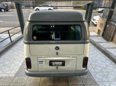 Volkswagen KOMBI 1.6 MI STD LOTAÇÃO 8V GASOLINA 3P MANUAL 2003/2003 CARRO AUTOMARCAS CAXIAS DO SUL / Carros no Vale