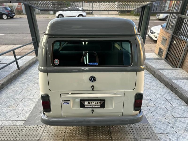 Volkswagen KOMBI 1.6 MI STD LOTAÇÃO 8V GASOLINA 3P MANUAL 2003/2003 CARRO AUTOMARCAS CAXIAS DO SUL / Carros no Vale Volkswagen KOMBI 1.6 MI STD LOTAÇÃO 8V GASOLINA 3P MANUAL 2003/2003 CARRO AUTOMARCAS CAXIAS DO SUL / Carros no Vale