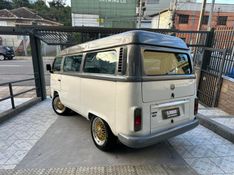 Volkswagen KOMBI 1.6 MI STD LOTAÇÃO 8V GASOLINA 3P MANUAL 2003/2003 CARRO AUTOMARCAS CAXIAS DO SUL / Carros no Vale