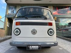 Volkswagen KOMBI 1.6 MI STD LOTAÇÃO 8V GASOLINA 3P MANUAL 2003/2003 CARRO AUTOMARCAS CAXIAS DO SUL / Carros no Vale