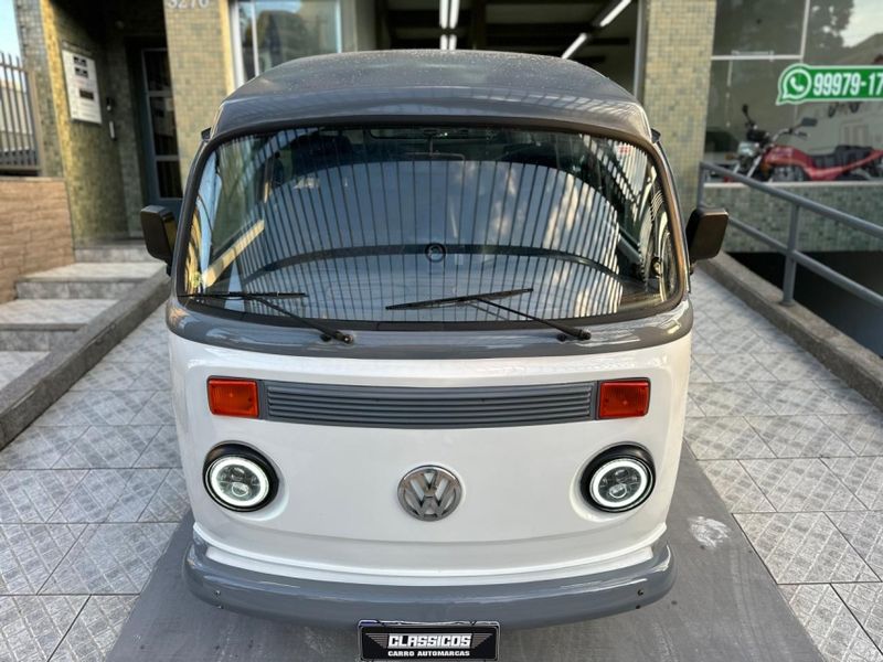 Volkswagen KOMBI 1.6 MI STD LOTAÇÃO 8V GASOLINA 3P MANUAL 2003/2003 CARRO AUTOMARCAS CAXIAS DO SUL / Carros no Vale Volkswagen KOMBI 1.6 MI STD LOTAÇÃO 8V GASOLINA 3P MANUAL 2003/2003 CARRO AUTOMARCAS CAXIAS DO SUL / Carros no Vale