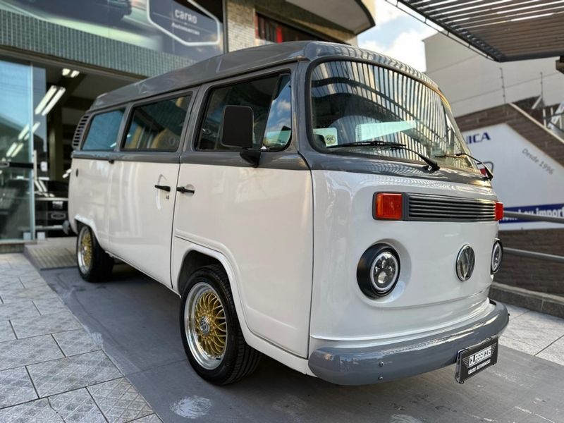 Volkswagen KOMBI 1.6 MI STD LOTAÇÃO 8V GASOLINA 3P MANUAL 2003/2003 CARRO AUTOMARCAS CAXIAS DO SUL / Carros no Vale Volkswagen KOMBI 1.6 MI STD LOTAÇÃO 8V GASOLINA 3P MANUAL 2003/2003 CARRO AUTOMARCAS CAXIAS DO SUL / Carros no Vale