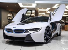 BMW I8 1.5 12V HYBRID EDRIVE AUTOMÁTICO 2014/2015 VIA BELLA VEÍCULOS ESPECIAIS CAXIAS DO SUL / Carros no Vale