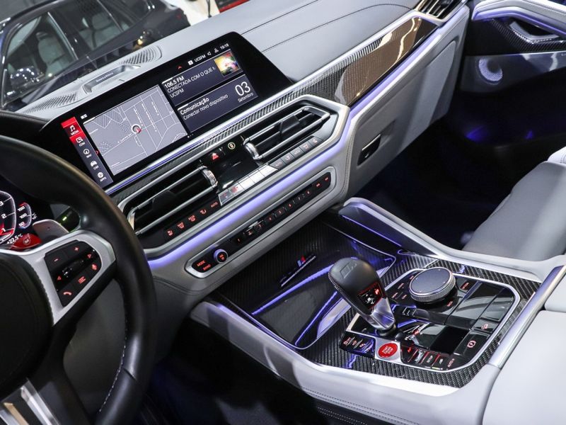 BMW X6 4.4 V8 BITURBO GASOLINA M COMPETITION AUTOMÁTICO 2022/2023 VIA BELLA VEÍCULOS ESPECIAIS CAXIAS DO SUL / Carros no Vale BMW X6 4.4 V8 BITURBO GASOLINA M COMPETITION AUTOMÁTICO 2022/2023 VIA BELLA VEÍCULOS ESPECIAIS CAXIAS DO SUL / Carros no Vale
