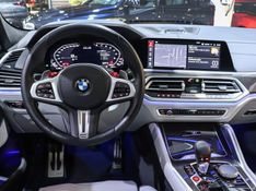 BMW X6 4.4 V8 BITURBO GASOLINA M COMPETITION AUTOMÁTICO 2022/2023 VIA BELLA VEÍCULOS ESPECIAIS CAXIAS DO SUL / Carros no Vale
