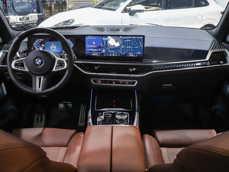 BMW X7 4.4 V8 GASOLINA M60i STEPTRONIC 2024/2025 VIA BELLA VEÍCULOS ESPECIAIS CAXIAS DO SUL / Carros no Vale BMW X7 4.4 V8 GASOLINA M60i STEPTRONIC 2024/2025 VIA BELLA VEÍCULOS ESPECIAIS CAXIAS DO SUL / Carros no Vale
