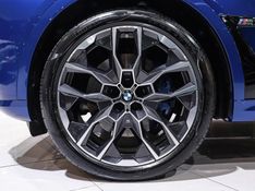 BMW X7 4.4 V8 GASOLINA M60i STEPTRONIC 2024/2025 VIA BELLA VEÍCULOS ESPECIAIS CAXIAS DO SUL / Carros no Vale
