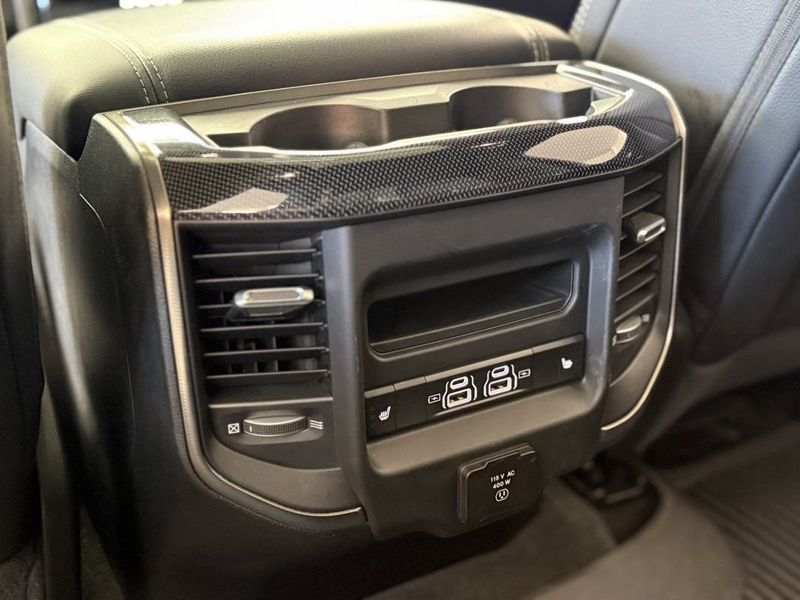 Dodge RAM RAM 1500 REBEL CD 5.7 V8 HEMI 4X4 AT8 (RESERVADA) 2022 SÓ MOTOS E AUTOMÓVEIS SANTA CRUZ DO SUL / Carros no Vale Dodge RAM RAM 1500 REBEL CD 5.7 V8 HEMI 4X4 AT8 (RESERVADA) 2022 SÓ MOTOS E AUTOMÓVEIS SANTA CRUZ DO SUL / Carros no Vale