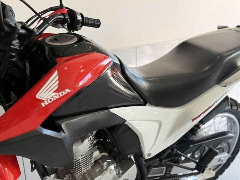 Honda BROS 160 (RESERVADA) 2016 SÓ MOTOS E AUTOMÓVEIS SANTA CRUZ DO SUL / Carros no Vale
