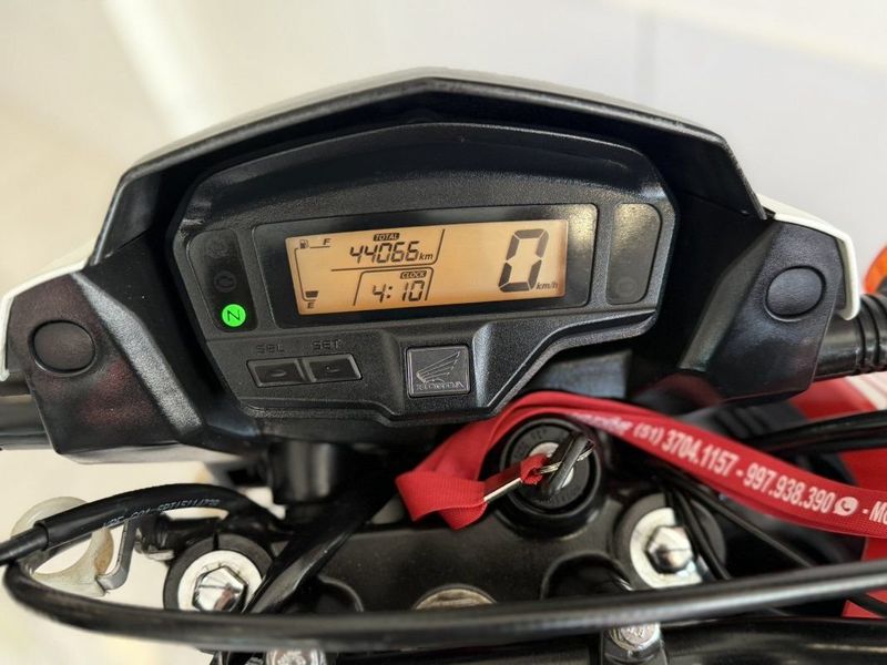 Honda BROS 160 (RESERVADA) 2016 SÓ MOTOS E AUTOMÓVEIS SANTA CRUZ DO SUL / Carros no Vale