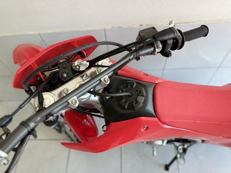 Honda Motos CRF 300F 2027 SÓ MOTOS E AUTOMÓVEIS SANTA CRUZ DO SUL / Carros no Vale