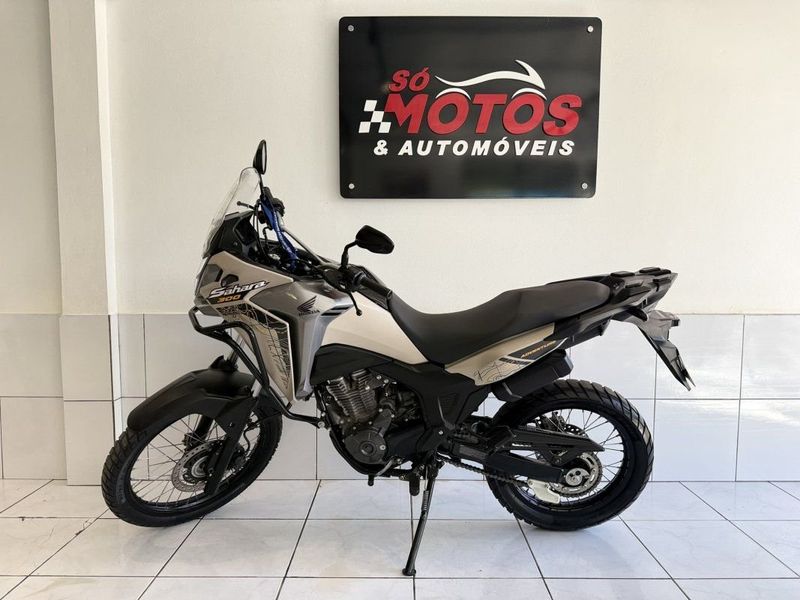 Honda SAHARA 300 ADVENTURE ABS 2025 SÓ MOTOS E AUTOMÓVEIS SANTA CRUZ DO SUL / Carros no Vale
