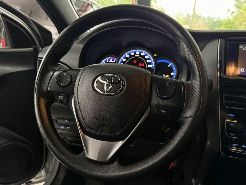 Toyota YARIS HATCH XL 1.5 CVT 2025 SÓ MOTOS E AUTOMÓVEIS SANTA CRUZ DO SUL / Carros no Vale Toyota YARIS HATCH XL 1.5 CVT 2025 SÓ MOTOS E AUTOMÓVEIS SANTA CRUZ DO SUL / Carros no Vale
