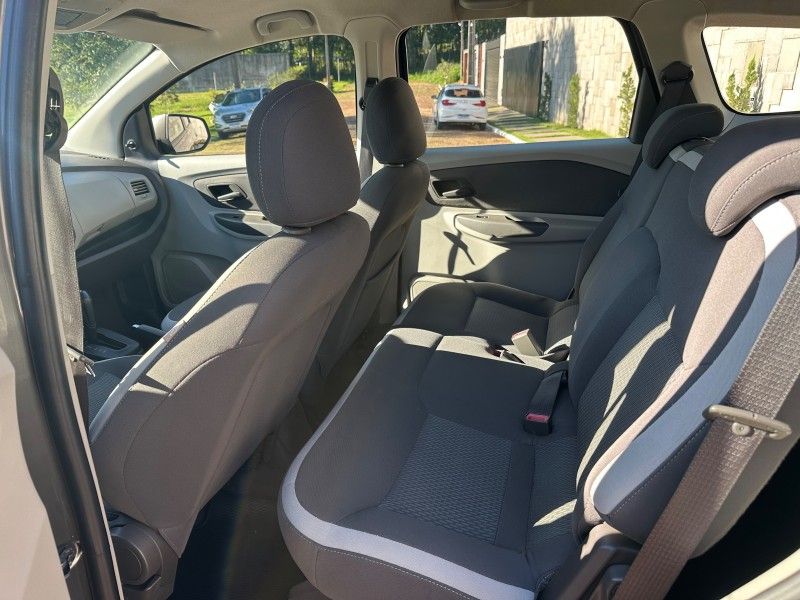 Chevrolet SPIN LT ADVANTAGE 1.8 2014 GRASSI VEÍCULOS LAJEADO / Carros no Vale