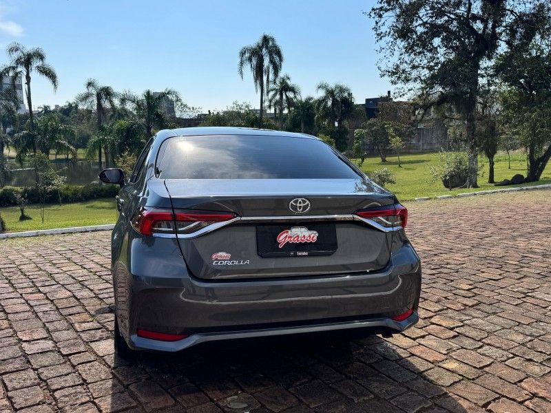 Toyota COROLLA GLI 2.0 2022 GRASSI VEÍCULOS LAJEADO / Carros no Vale