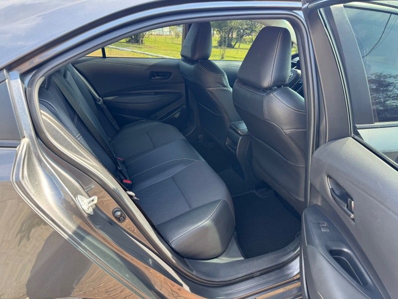 Toyota COROLLA GLI 2.0 2022 GRASSI VEÍCULOS LAJEADO / Carros no Vale