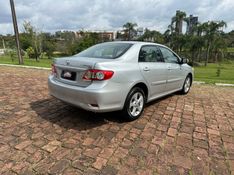 Toyota COROLLA XEi 2.0 2012 GRASSI VEÍCULOS LAJEADO / Carros no Vale