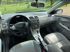 Toyota COROLLA XEi 2.0 2012 GRASSI VEÍCULOS LAJEADO / Carros no Vale