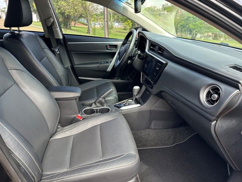 Toyota COROLLA XEi 2.0 2019 GRASSI VEÍCULOS LAJEADO / Carros no Vale