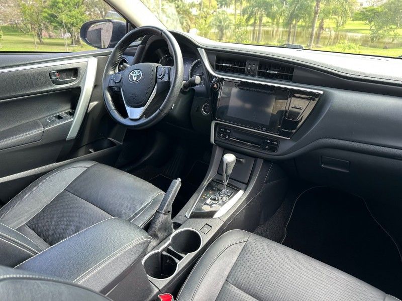 Toyota COROLLA XEi 2.0 2019 GRASSI VEÍCULOS LAJEADO / Carros no Vale