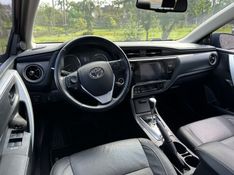 Toyota COROLLA XEi 2.0 2019 GRASSI VEÍCULOS LAJEADO / Carros no Vale