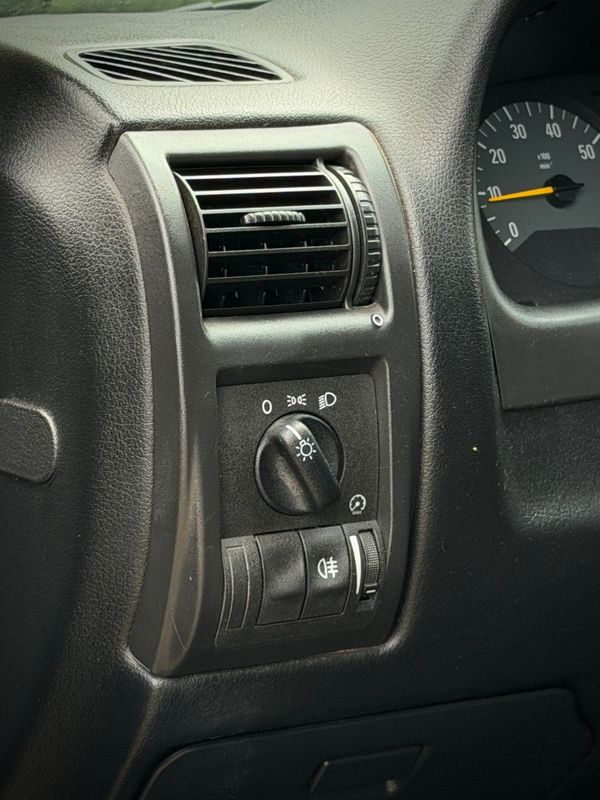Chevrolet ASTRA ADVANTAGE 2.0 2009 NEUMANN VEÍCULOS ARROIO DO MEIO / Carros no Vale Chevrolet ASTRA ADVANTAGE 2.0 2009 NEUMANN VEÍCULOS ARROIO DO MEIO / Carros no Vale