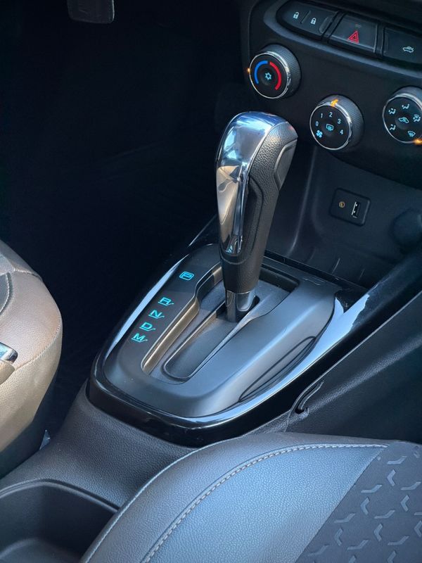 Chevrolet PRISMA LTZ 1.4 2018 NEUMANN VEÍCULOS ARROIO DO MEIO / Carros no Vale Chevrolet PRISMA LTZ 1.4 2018 NEUMANN VEÍCULOS ARROIO DO MEIO / Carros no Vale
