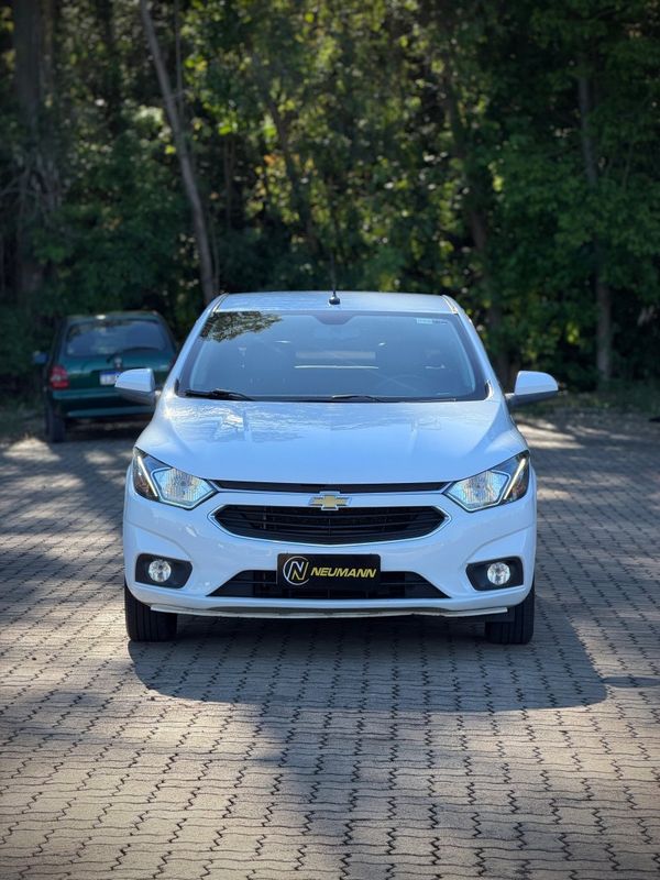 Chevrolet PRISMA LTZ 1.4 2018 NEUMANN VEÍCULOS ARROIO DO MEIO / Carros no Vale Chevrolet PRISMA LTZ 1.4 2018 NEUMANN VEÍCULOS ARROIO DO MEIO / Carros no Vale