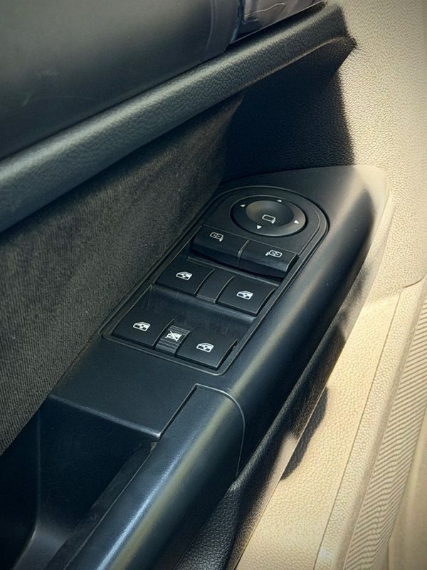 Chevrolet VECTRA GT 2.0 2010 NEUMANN VEÍCULOS ARROIO DO MEIO / Carros no Vale Chevrolet VECTRA GT 2.0 2010 NEUMANN VEÍCULOS ARROIO DO MEIO / Carros no Vale