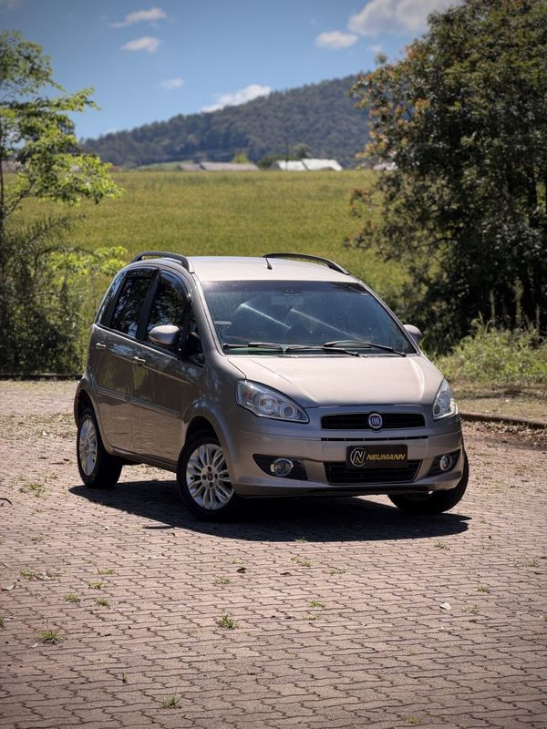 Fiat IDEA ATTRACTIVE 1.4 2011 NEUMANN VEÍCULOS ARROIO DO MEIO / Carros no Vale Fiat IDEA ATTRACTIVE 1.4 2011 NEUMANN VEÍCULOS ARROIO DO MEIO / Carros no Vale