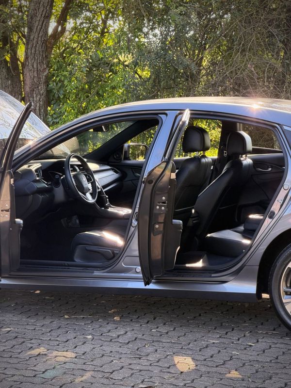 Honda CIVIC SEDAN EXL 2018 NEUMANN VEÍCULOS ARROIO DO MEIO / Carros no Vale