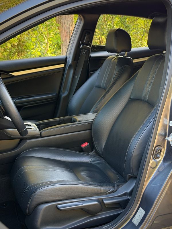 Honda CIVIC SEDAN EXL 2018 NEUMANN VEÍCULOS ARROIO DO MEIO / Carros no Vale