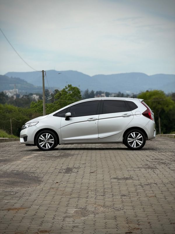 Honda FIT EX 1.5 FLEXTONE CVT 2015 NEUMANN VEÍCULOS ARROIO DO MEIO / Carros no Vale Honda FIT EX 1.5 FLEXTONE CVT 2015 NEUMANN VEÍCULOS ARROIO DO MEIO / Carros no Vale