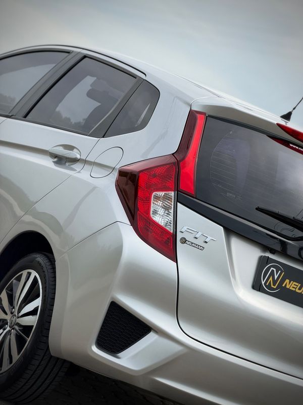 Honda FIT EX 1.5 FLEXTONE CVT 2015 NEUMANN VEÍCULOS ARROIO DO MEIO / Carros no Vale Honda FIT EX 1.5 FLEXTONE CVT 2015 NEUMANN VEÍCULOS ARROIO DO MEIO / Carros no Vale
