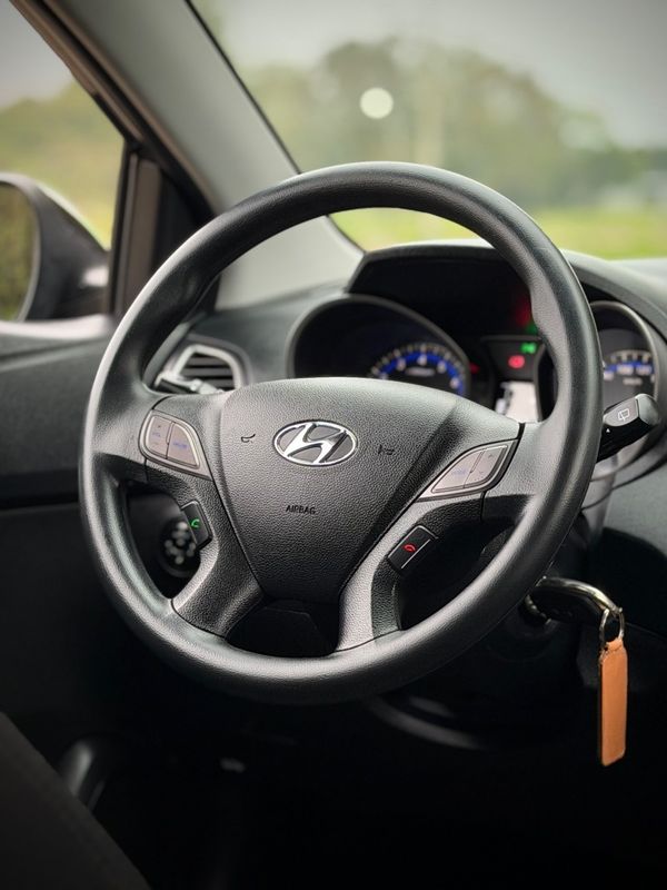 Hyundai HB20 COMFORT 1.6 2017 NEUMANN VEÍCULOS ARROIO DO MEIO / Carros no Vale Hyundai HB20 COMFORT 1.6 2017 NEUMANN VEÍCULOS ARROIO DO MEIO / Carros no Vale