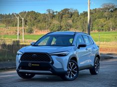 Toyota COROLLA CROSS XRX HÍBRIDO 2023 NEUMANN VEÍCULOS ARROIO DO MEIO / Carros no Vale