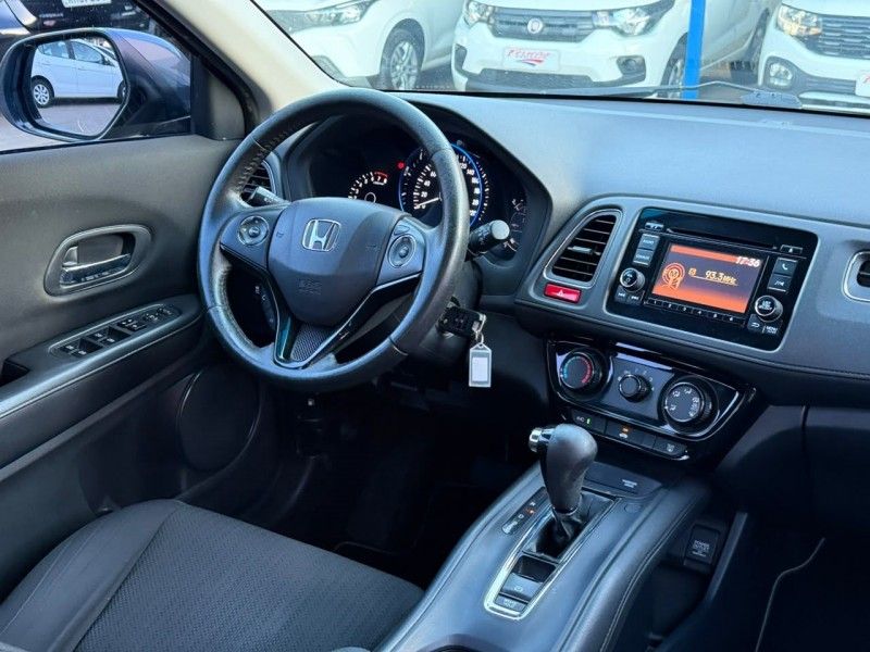 Honda HR-V EX 1.8 2016 FERREIRA VEÍCULOS VENÂNCIO AIRES / Carros no Vale