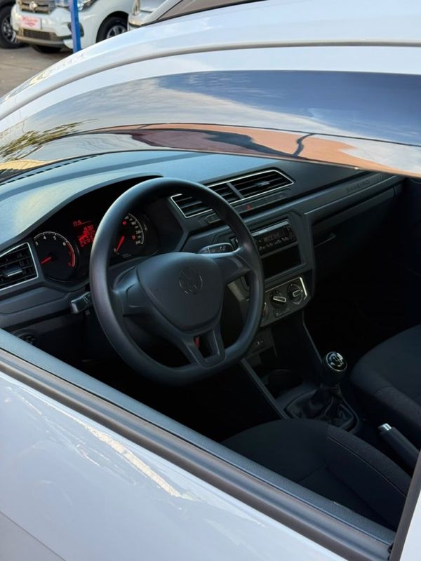 Volkswagen SAVEIRO CD ROBUST 1.6 2025 FERREIRA VEÍCULOS VENÂNCIO AIRES / Carros no Vale