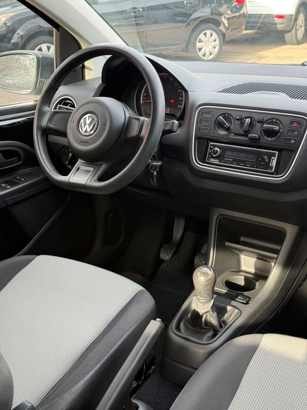 Volkswagen UP TAKE 1.0 2015 FERREIRA VEÍCULOS VENÂNCIO AIRES / Carros no Vale
