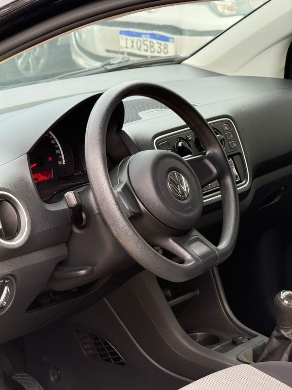 Volkswagen UP TAKE 1.0 2015 FERREIRA VEÍCULOS VENÂNCIO AIRES / Carros no Vale