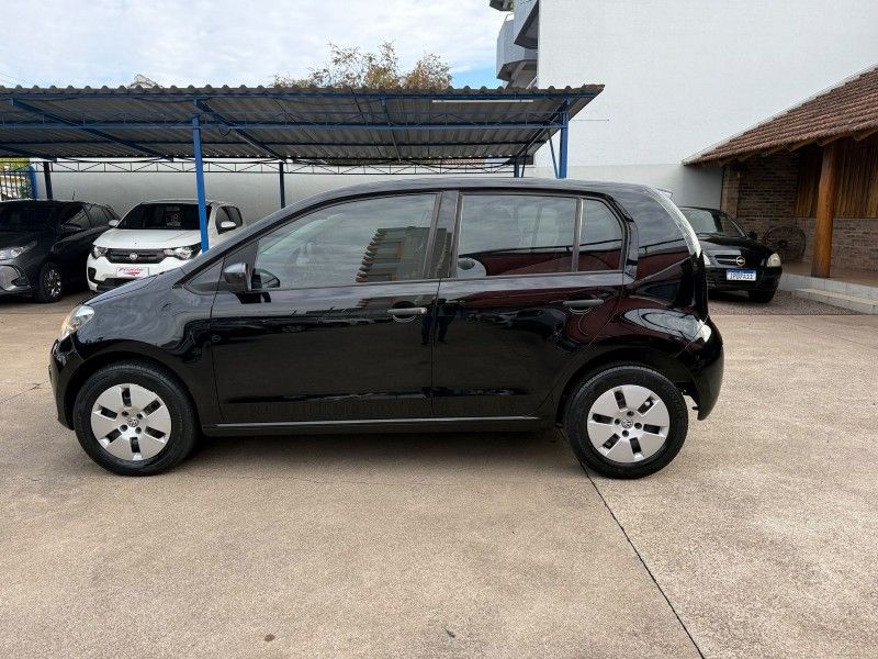 Volkswagen UP TAKE 1.0 2015 FERREIRA VEÍCULOS VENÂNCIO AIRES / Carros no Vale