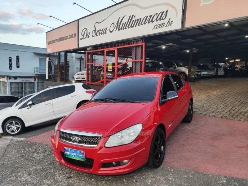 CHERY CIELO 1.6 SEDAN 16V 2010/2011 HUBNER MULTIMARCAS FARROUPILHA / Carros no Vale