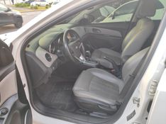 CHEVROLET CRUZE 1.8 LTZ SPORT6 16V 2014/2014 HUBNER MULTIMARCAS FARROUPILHA / Carros no Vale