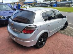 CHEVROLET VECTRA 2.0 SFI GT-X HATCH 8V 2010/2011 HUBNER MULTIMARCAS FARROUPILHA / Carros no Vale