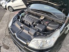 CITROËN C4 2.0 EXCLUSIVE 16V 2011/2012 HUBNER MULTIMARCAS FARROUPILHA / Carros no Vale