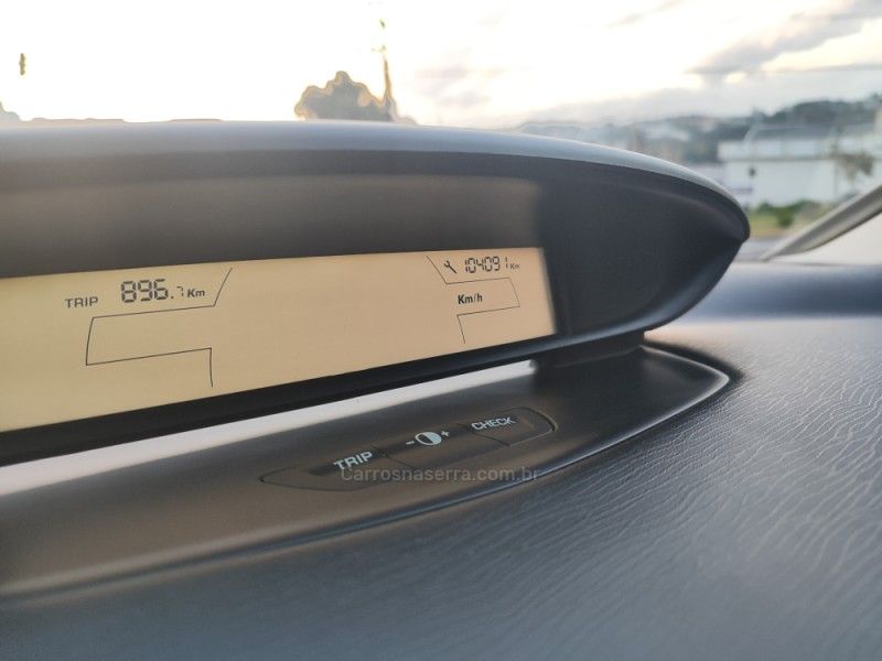 CITROËN C4 2.0 EXCLUSIVE 16V 2011/2012 HUBNER MULTIMARCAS FARROUPILHA / Carros no Vale CITROËN C4 2.0 EXCLUSIVE 16V 2011/2012 HUBNER MULTIMARCAS FARROUPILHA / Carros no Vale